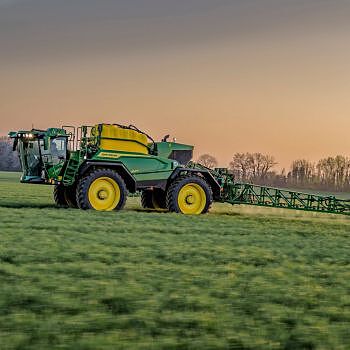 Naujasis John Deere savaeigis purkštuvas 500R !